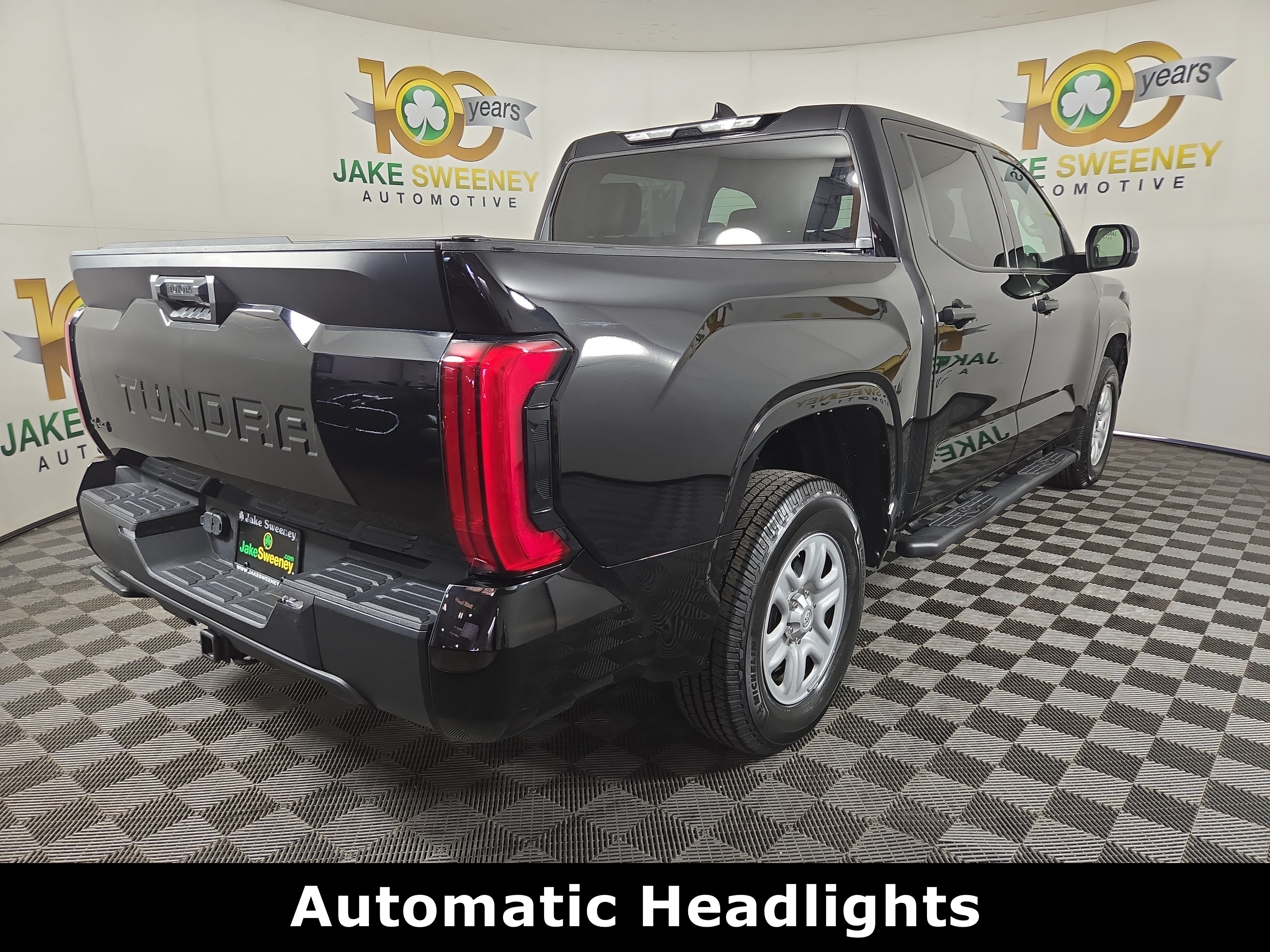 Used 2023 Toyota Tundra SR w/ SR Tow Package AWD/4WD image 10
