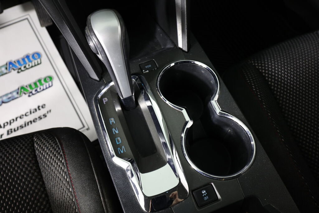 Used 2015 Chevrolet Equinox LT image 32