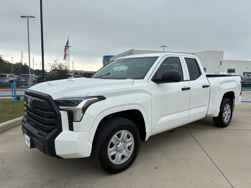 Used 2025 Toyota Tundra SR image 4