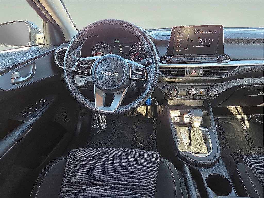 Used 2024 Kia Forte LXS image 19