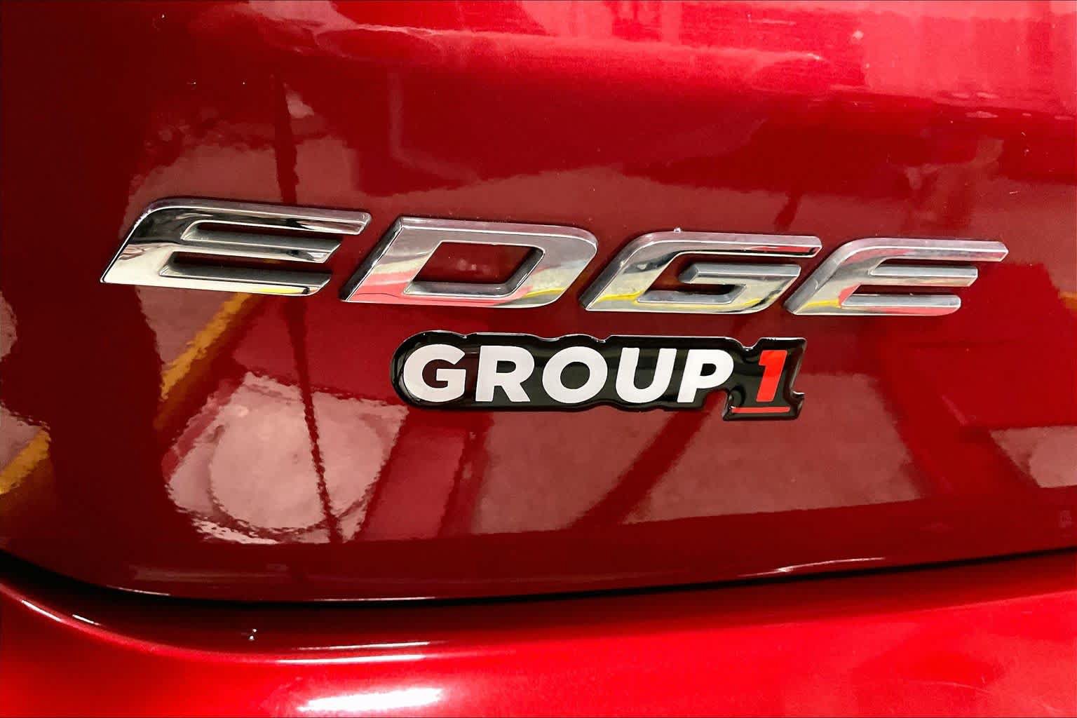 Used 2019 Ford Edge SEL w/ Equipment Group 201A AWD/4WD image 30