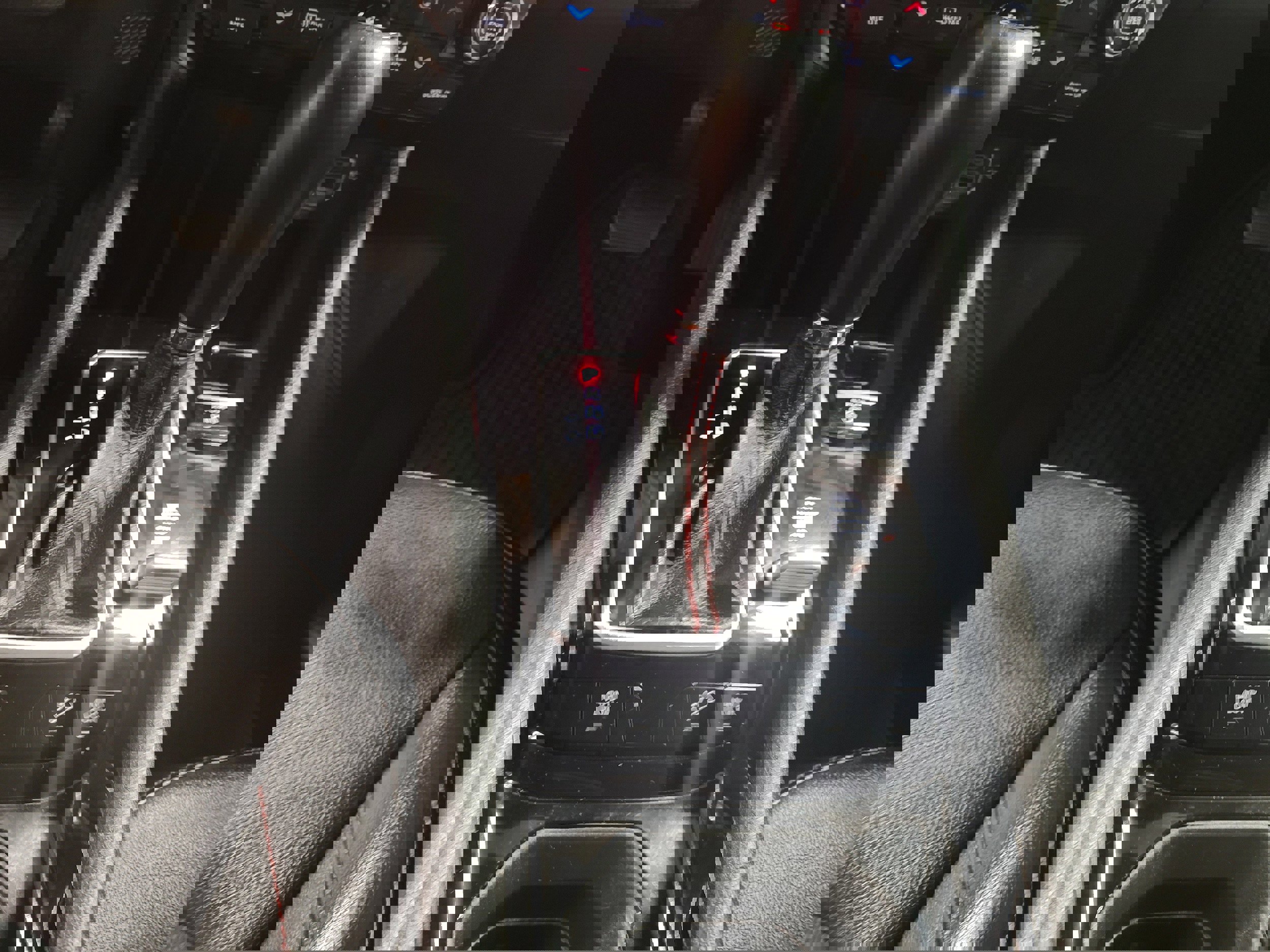 Used 2023 Jeep Compass Trailhawk image 8