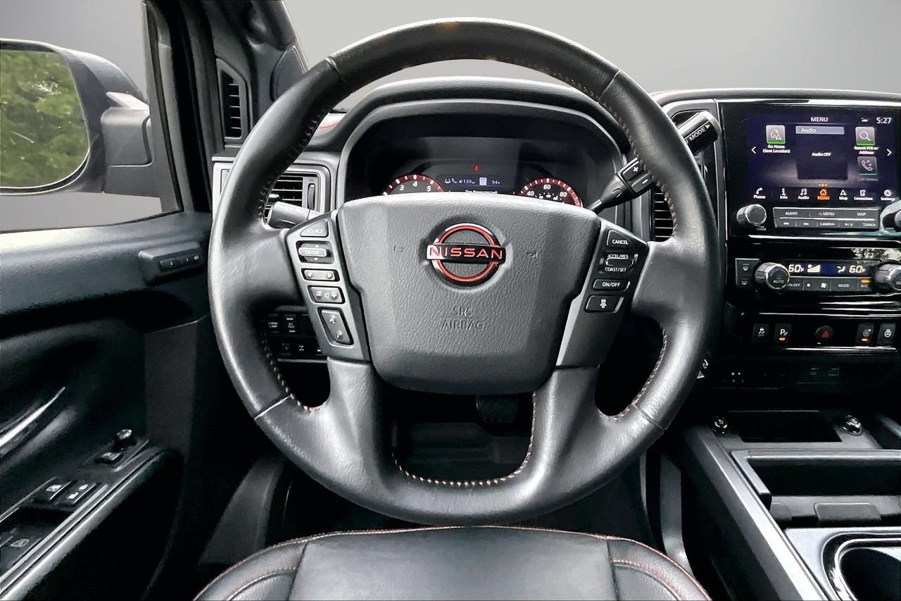 Used 2023 Nissan Titan PRO-4X w/ Pro-4x Convenience Package AWD/4WD image 11