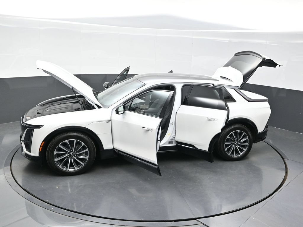 Certified 2024 Cadillac Lyriq Sport AWD/4WD image 41
