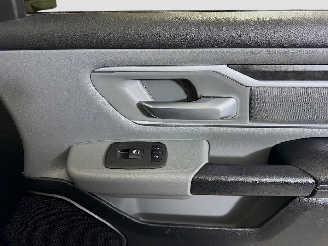 Used 2019 RAM 1500 Big Horn AWD/4WD image 30