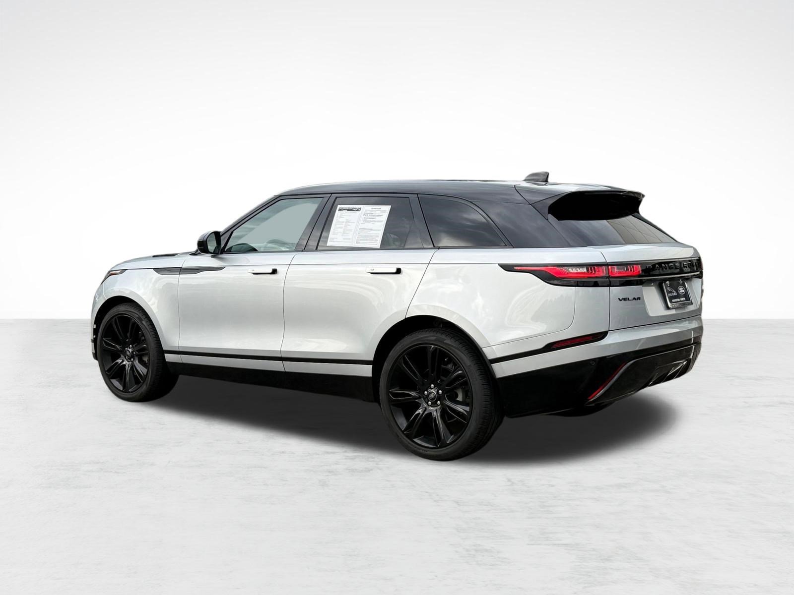 Certified 2023 Land Rover Range Rover Velar R-Dynamic S image 3