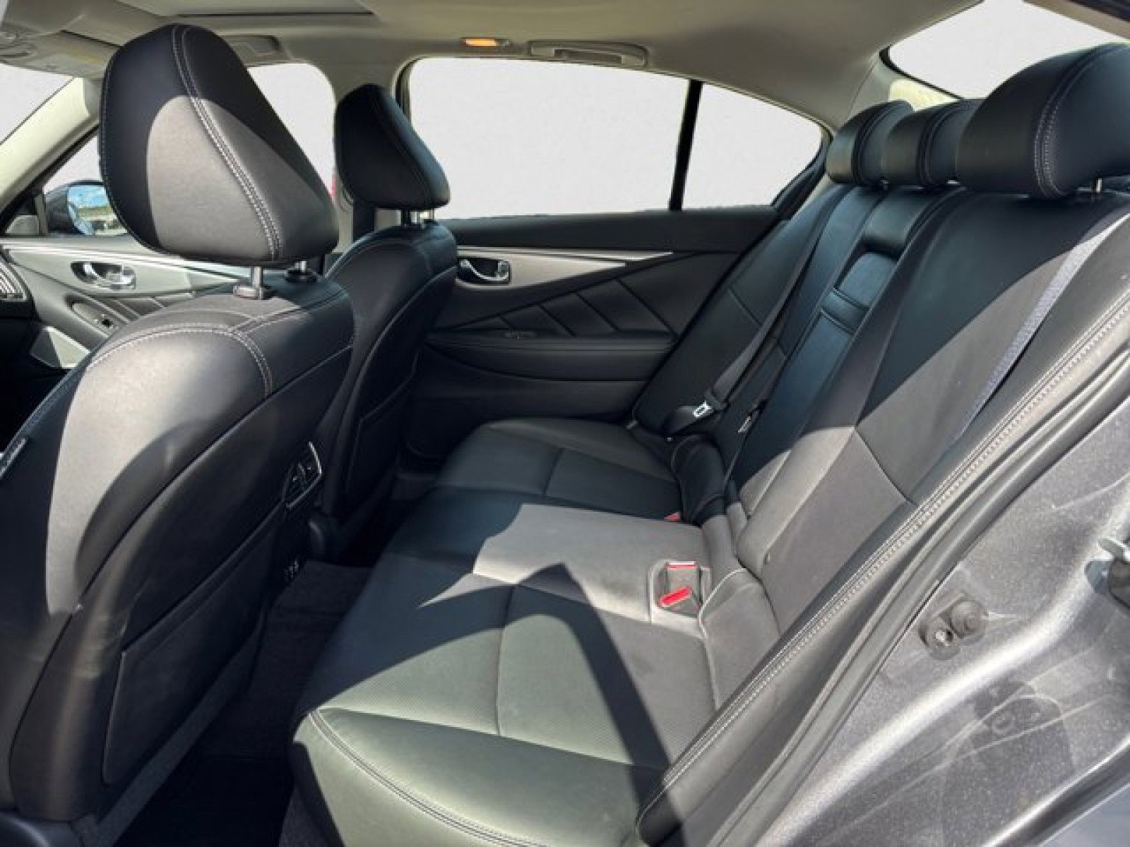 Certified 2023 INFINITI Q50 Luxe w/ Cargo Package image 17