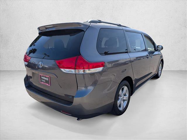 Used 2012 Toyota Sienna LE FWD image 5