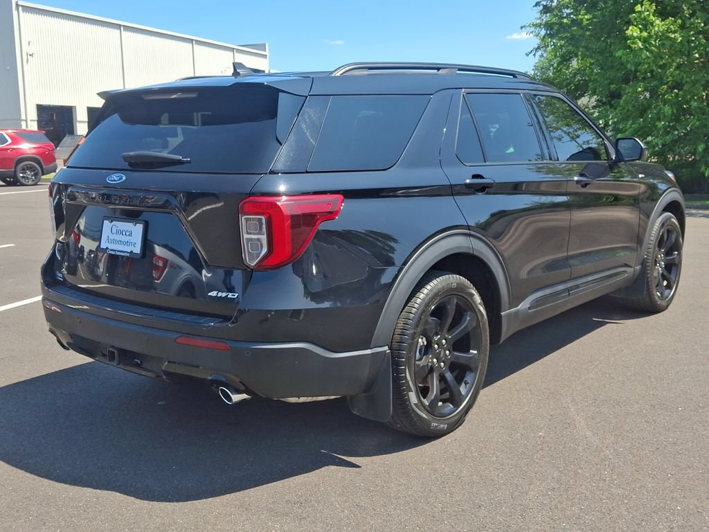 Used 2024 Ford Explorer ST-Line w/ Class IV Trailer Tow Package AWD/4WD image 9
