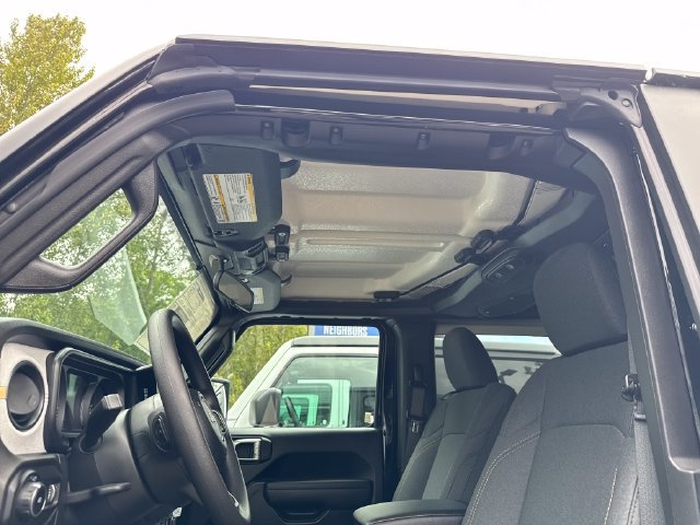 New 2026 Jeep Wrangler Sport AWD/4WD image 27
