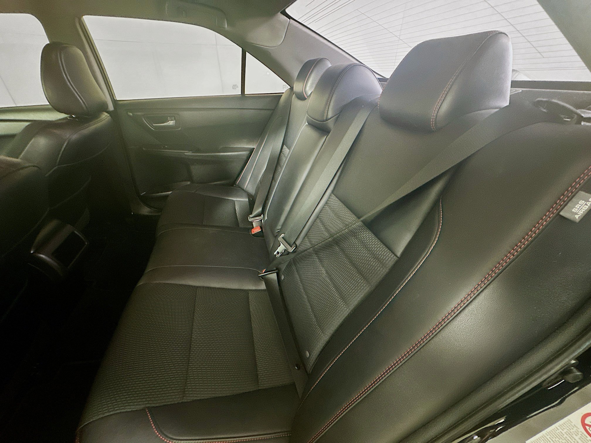 Used 2017 Toyota Camry SE FWD image 25