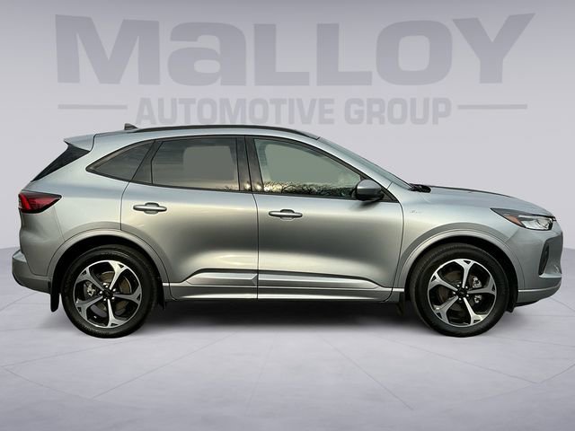 Used 2024 Ford Escape ST-Line Select w/ Tech Pack #2 image 6