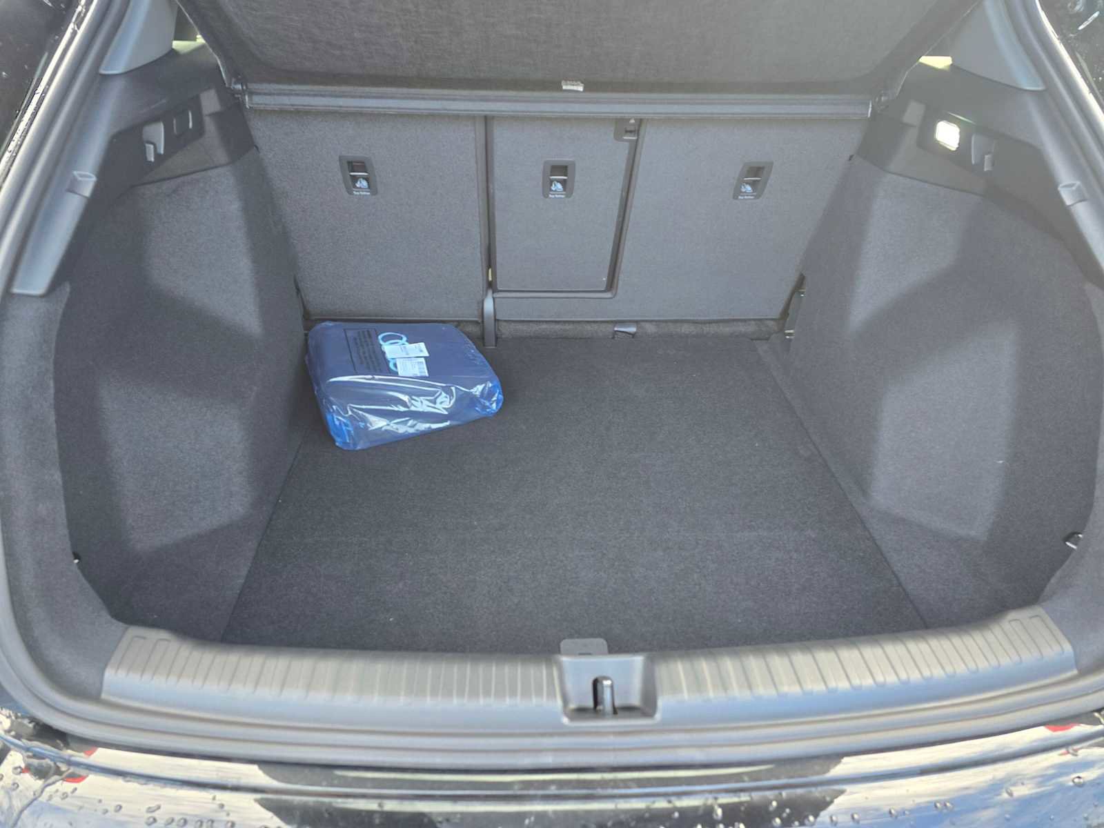 New 2026 Audi Q4 e-tron Premium image 17