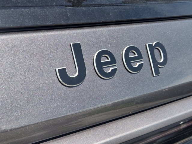 New 2026 Jeep Grand Wagoneer Limited AWD/4WD image 14