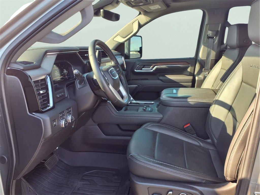 Used 2024 GMC Sierra 2500 Denali w/ Denali Reserve Package image 21