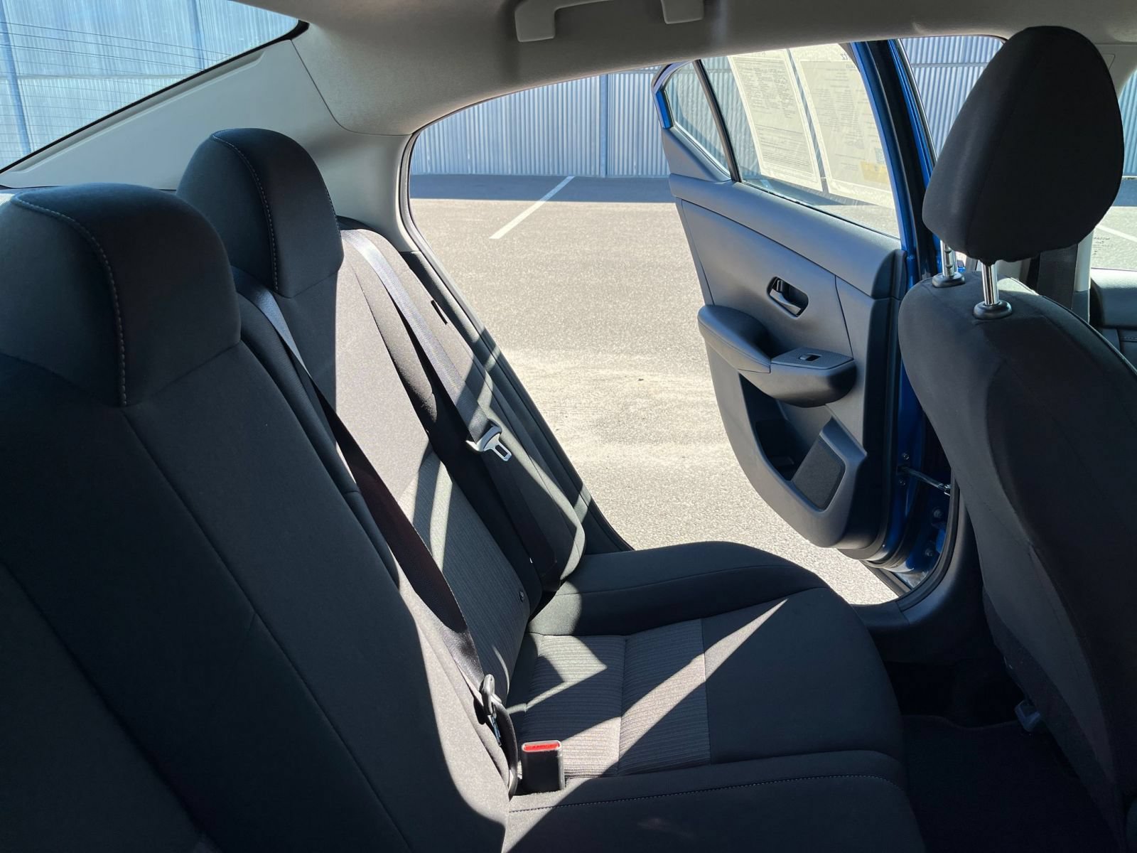 Used 2025 Nissan Sentra SV FWD image 35