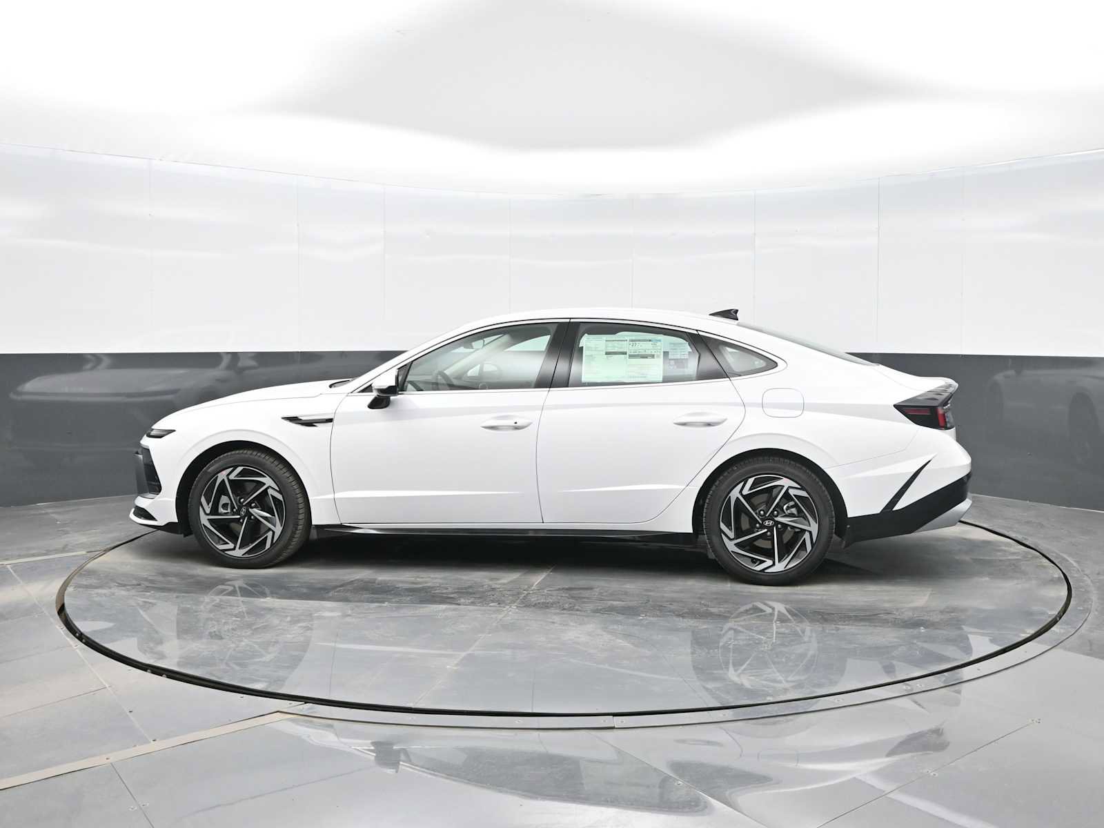 New 2026 Hyundai Sonata SEL image 5