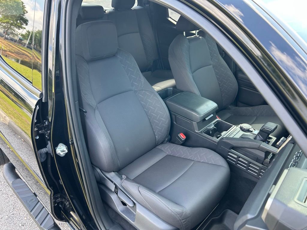 Certified 2025 Toyota Tacoma SR AWD/4WD image 15