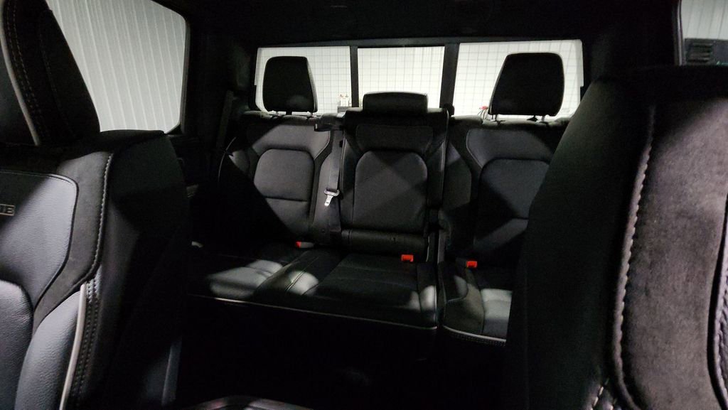 New 2026 RAM 1500 Laramie w/ Laramie Preferred Package AWD/4WD image 27