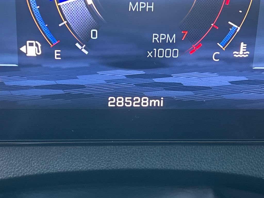 Used 2024 Chevrolet Traverse Z71 AWD/4WD image 21