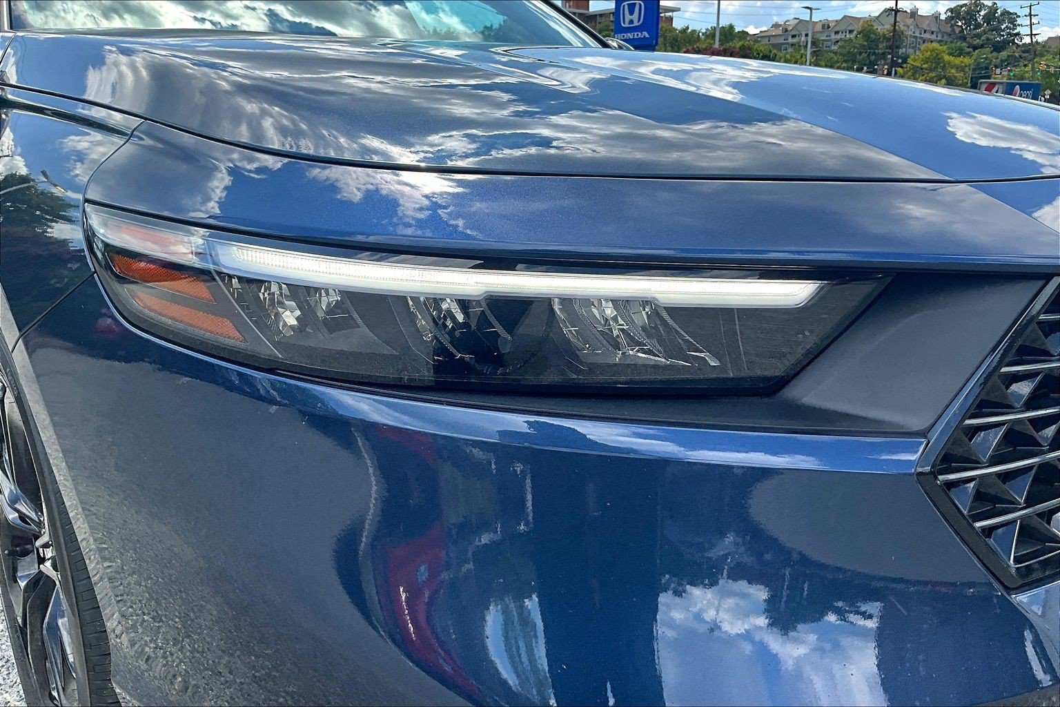 Certified 2025 Honda Accord SE image 31