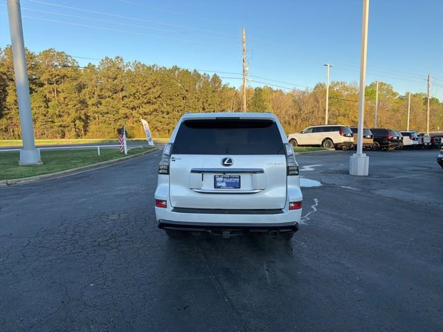 Used 2023 Lexus GX 460 Premium w/ Accessory Package AWD/4WD image 4