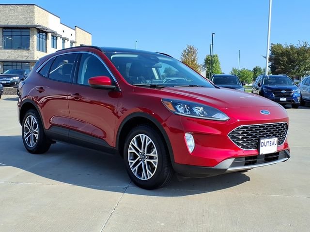 Used 2022 Ford Escape SEL w/ Technology Package AWD/4WD image 3