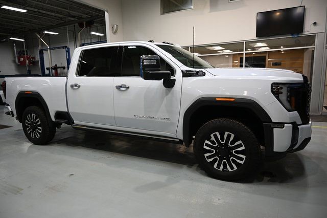 New 2026 GMC Sierra 2500 Denali Ultimate image 4