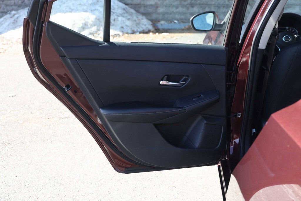 Used 2023 Nissan Sentra SV image 18