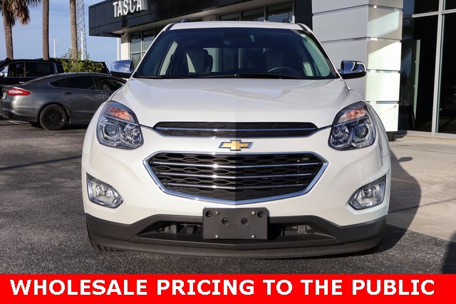 Used 2017 Chevrolet Equinox Premier w/ Enhanced Convenience Package image 3