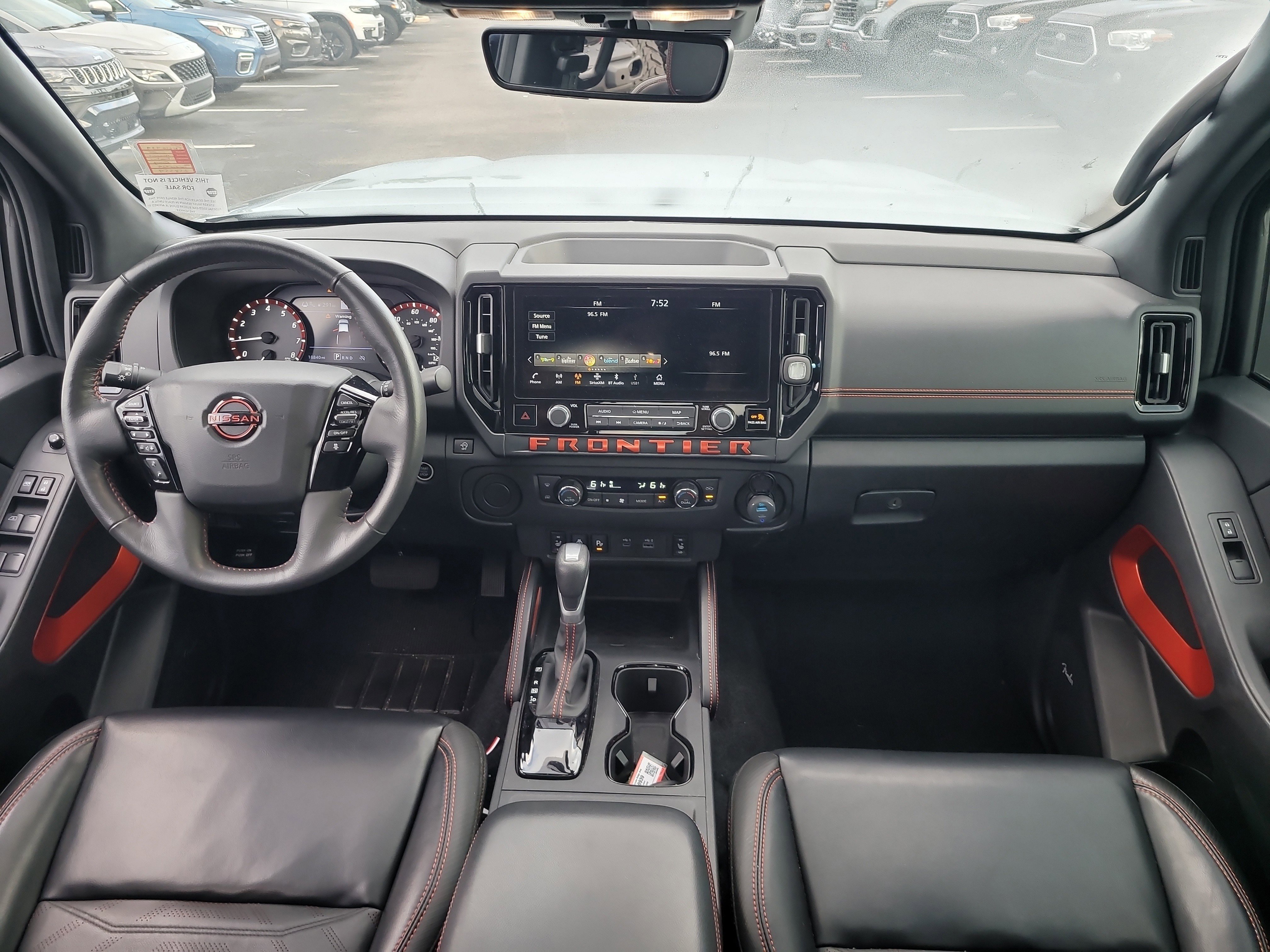 Used 2025 Nissan Frontier Pro-X w/ Pro Premium Package RWD image 15