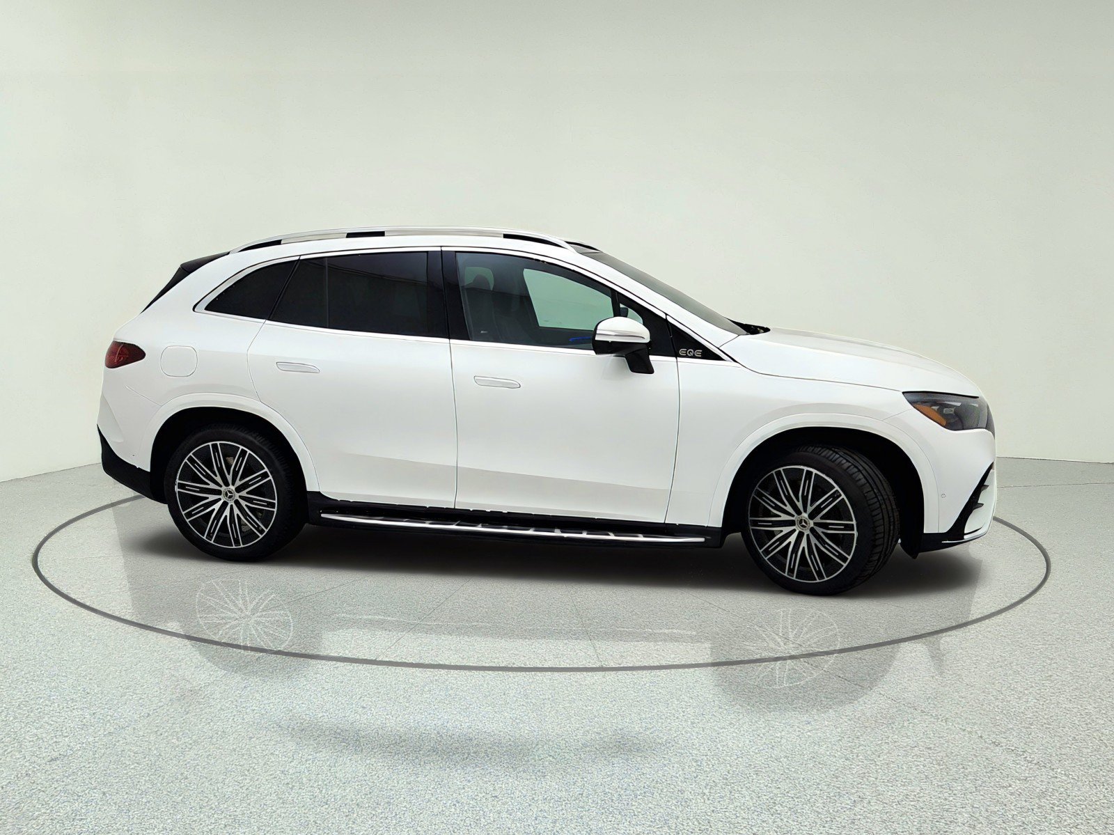 New 2026 Mercedes-Benz EQE 320 4MATIC SUV image 6