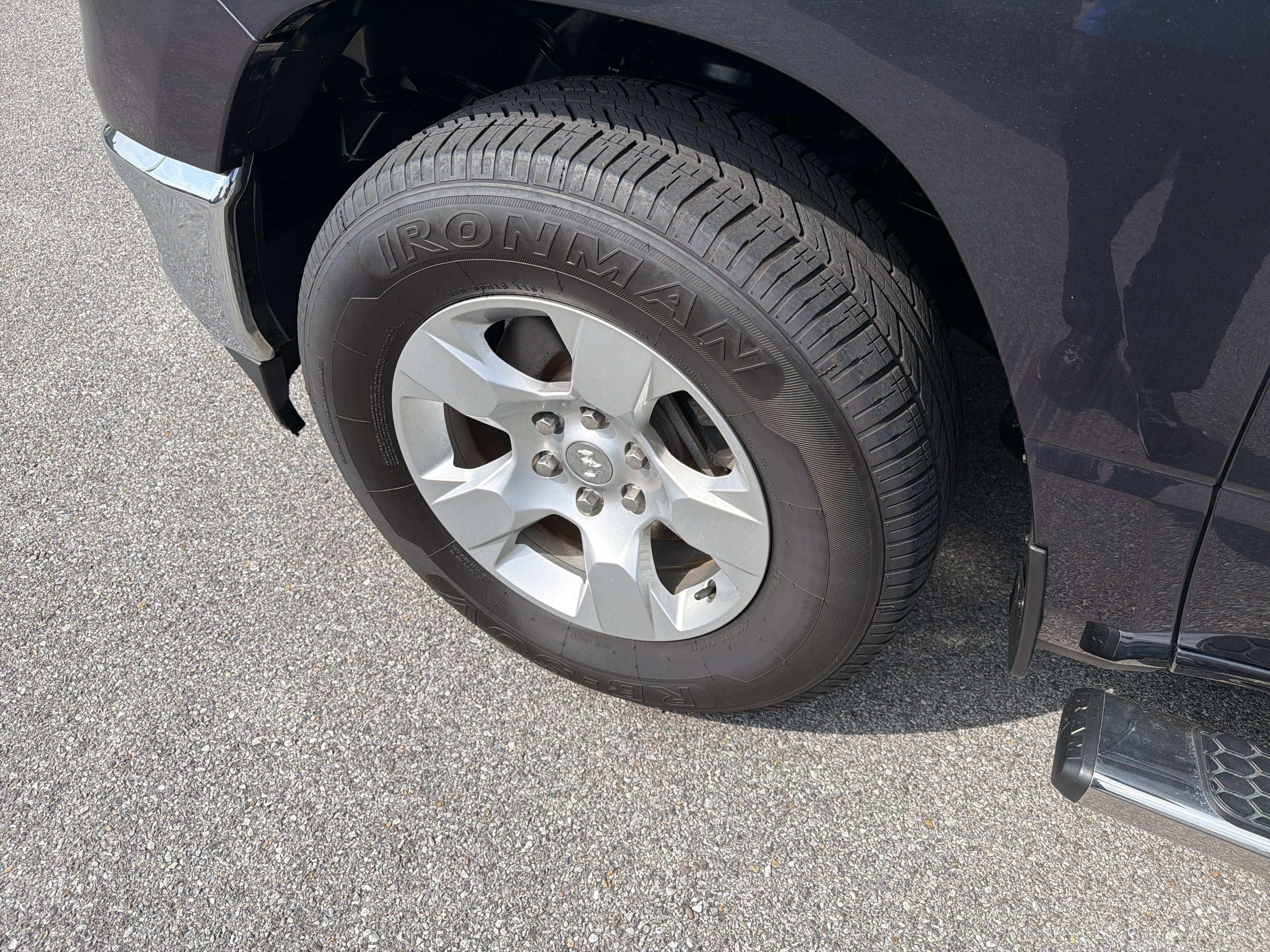 Used 2021 RAM 1500 Big Horn RWD image 12