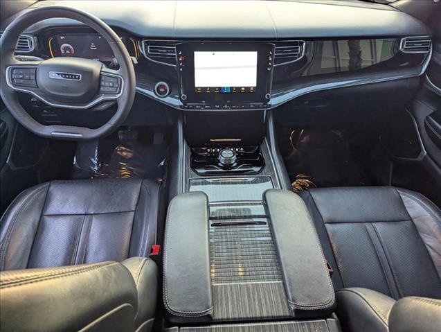 Used 2022 Jeep Wagoneer Series II RWD image 17