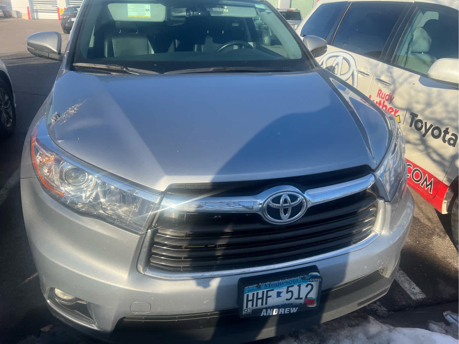 Used 2016 Toyota Highlander XLE image 2