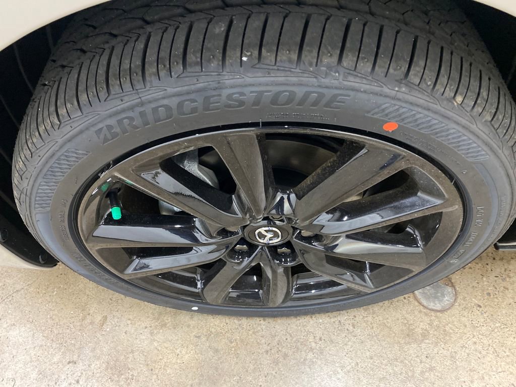 New 2026 MAZDA MAZDA3 2.5 S Hatchback w/ Premium Pkg FWD image 18