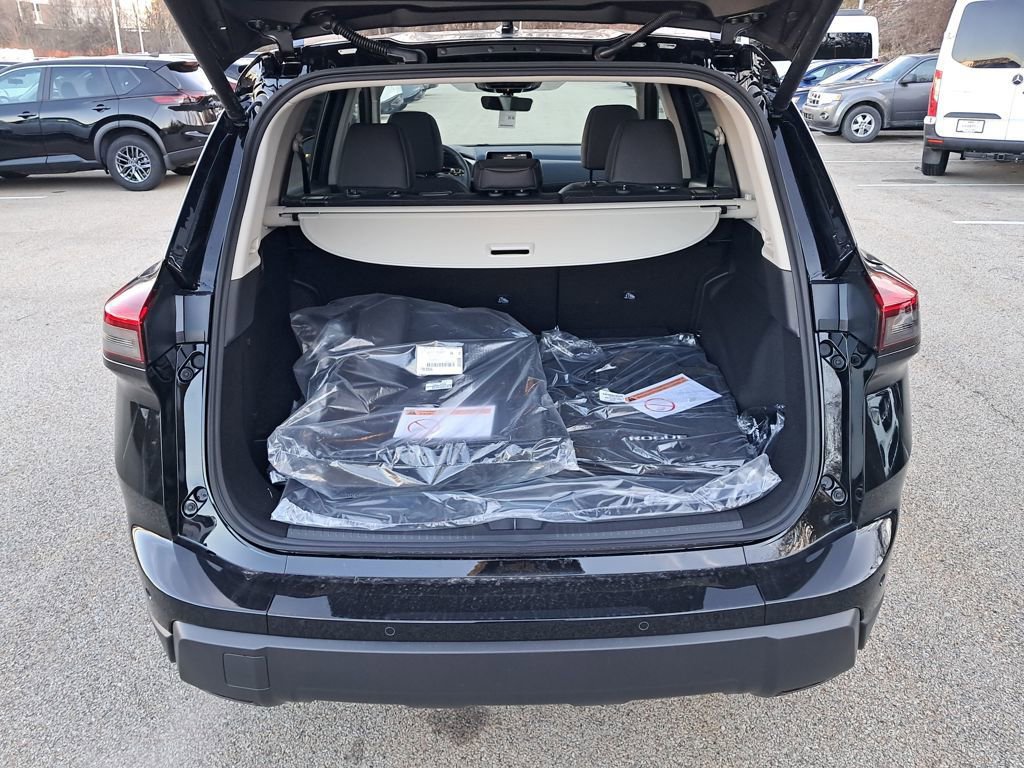 New 2026 Nissan Rogue SV image 24