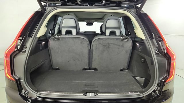 New 2026 Volvo XC90 B6 Plus w/ Protection Package AWD/4WD image 40