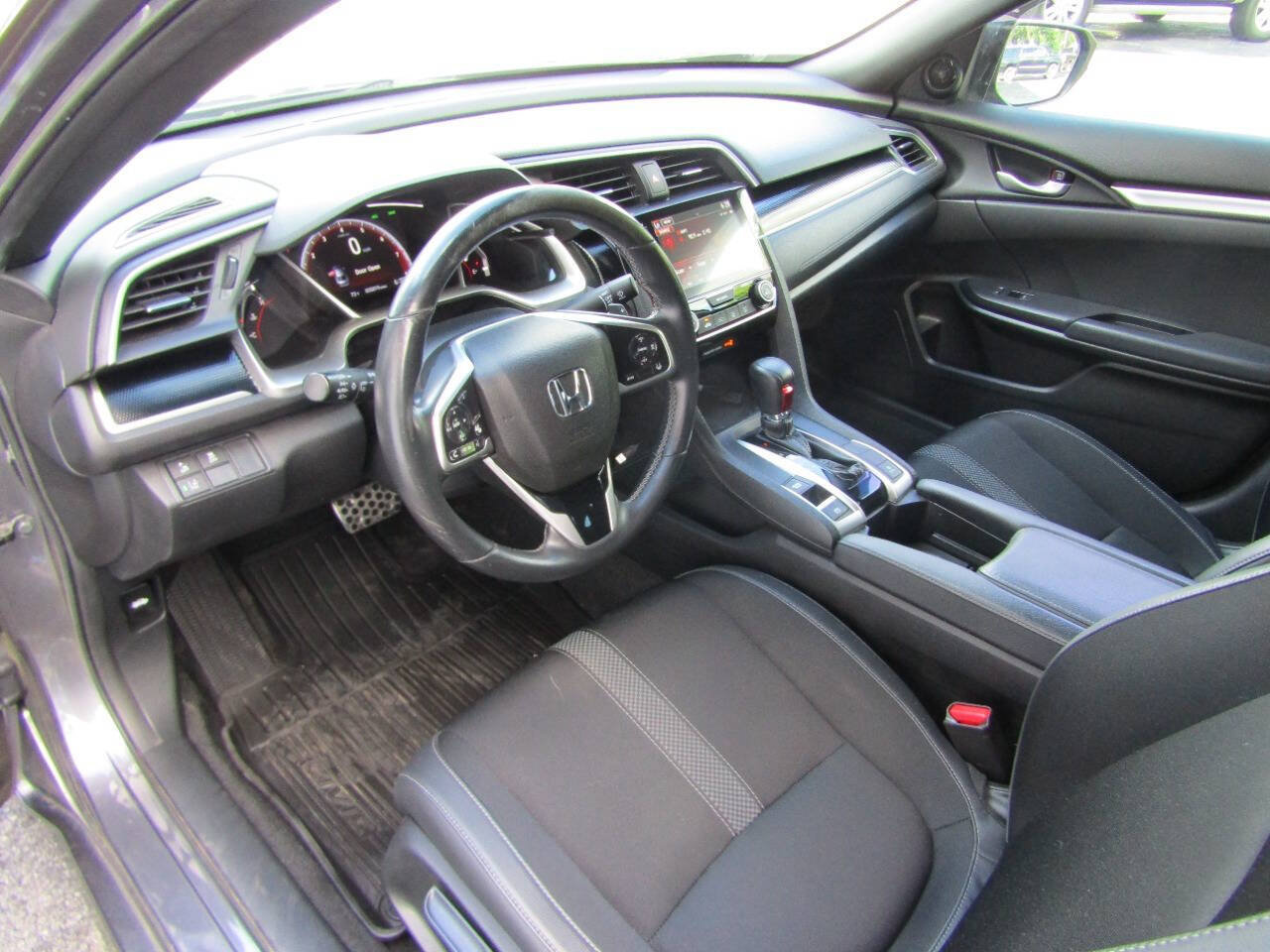 Used 2021 Honda Civic Sport image 5