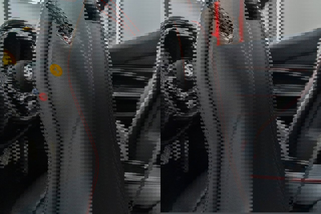 Used 2022 Ferrari F8 Tributo image 24