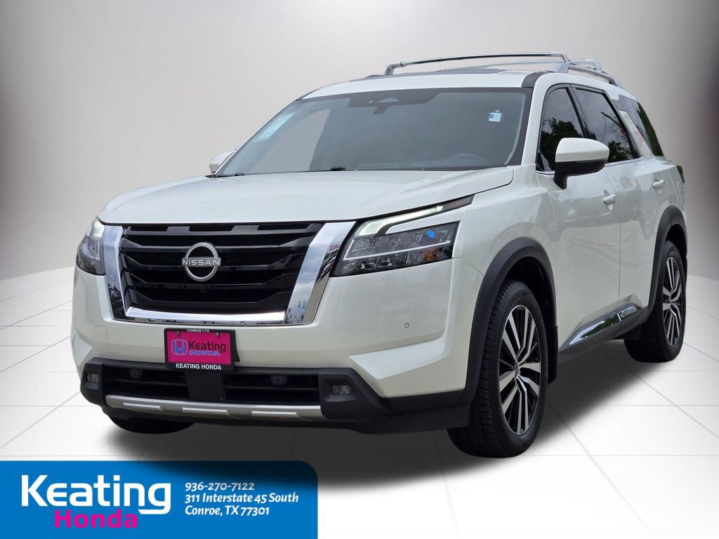 Used 2023 Nissan Pathfinder Platinum w/ Cargo Package AWD/4WD image 4