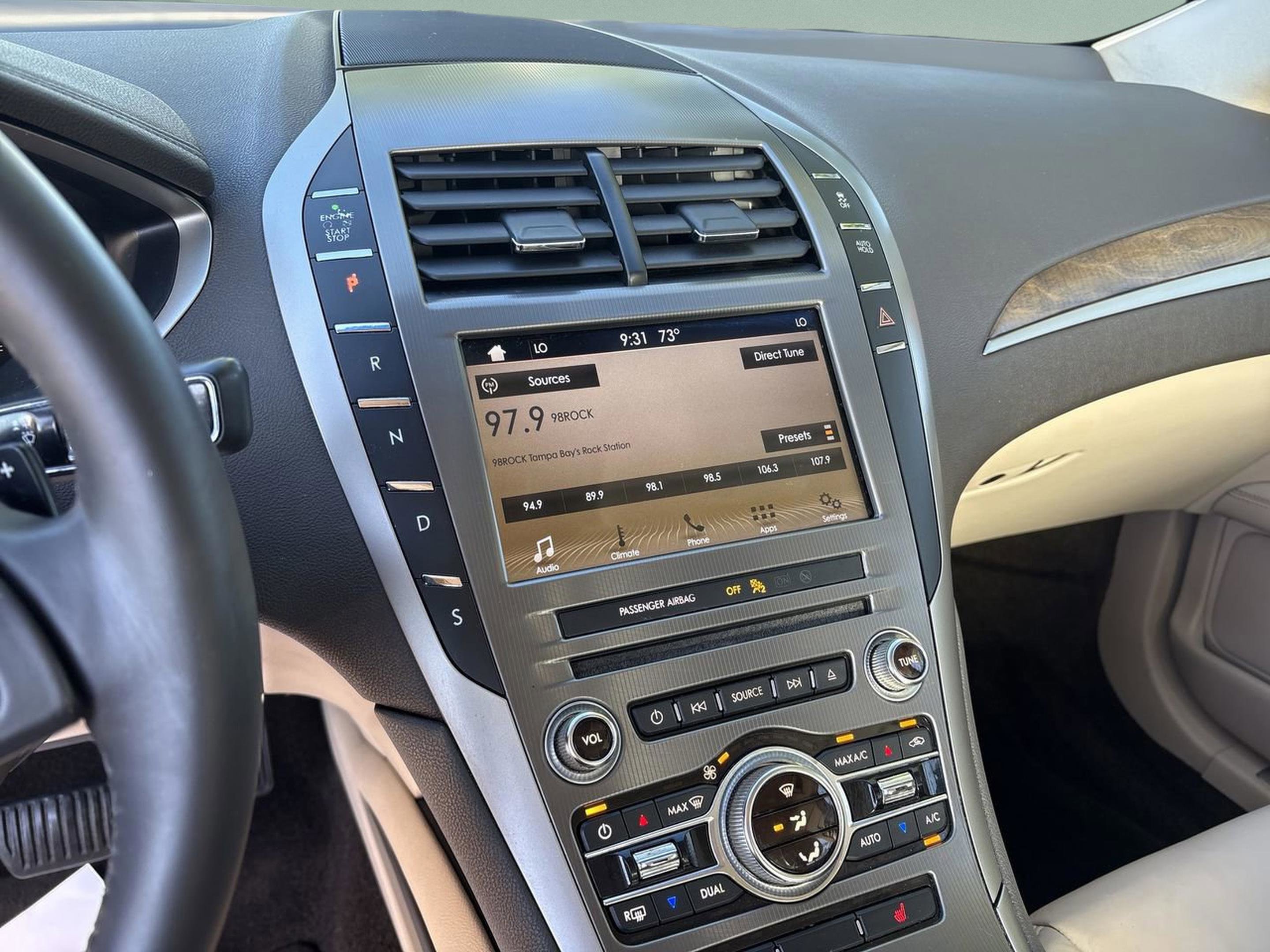 Used 2017 Lincoln MKZ Select FWD image 13