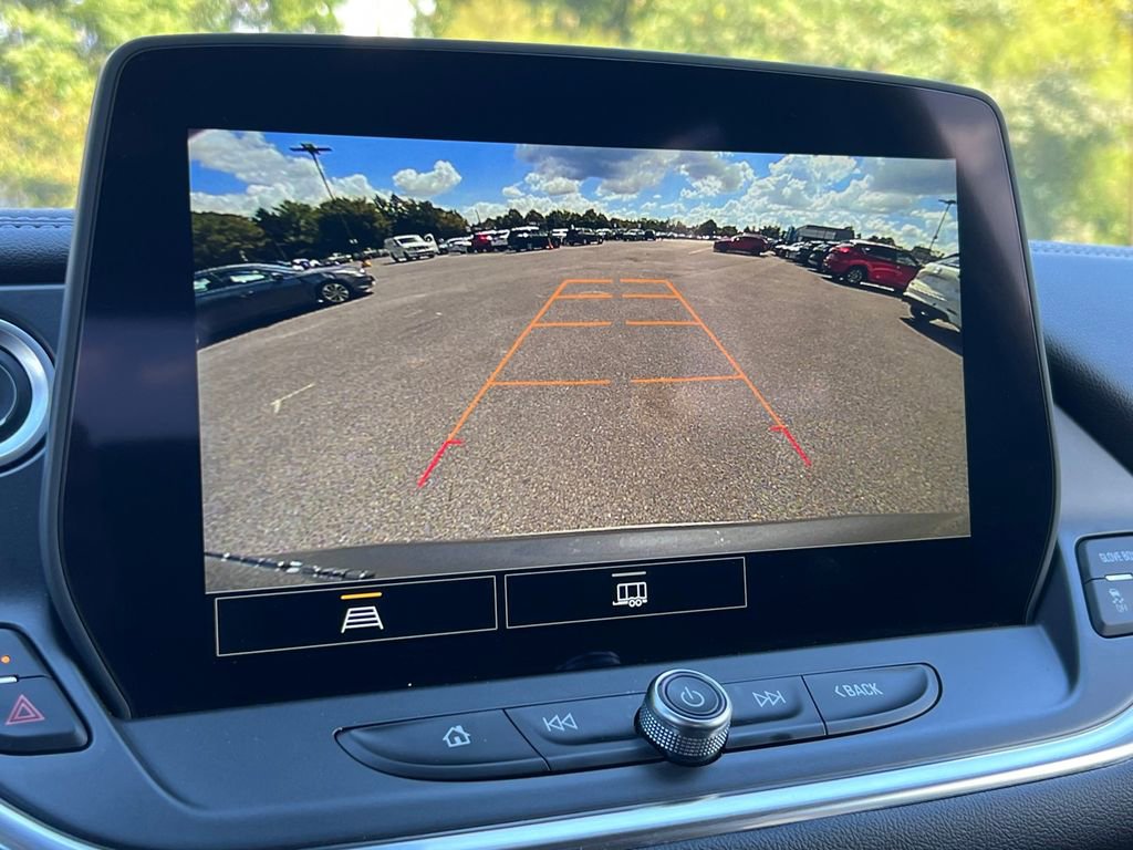 Used 2025 Chevrolet Blazer LT image 23