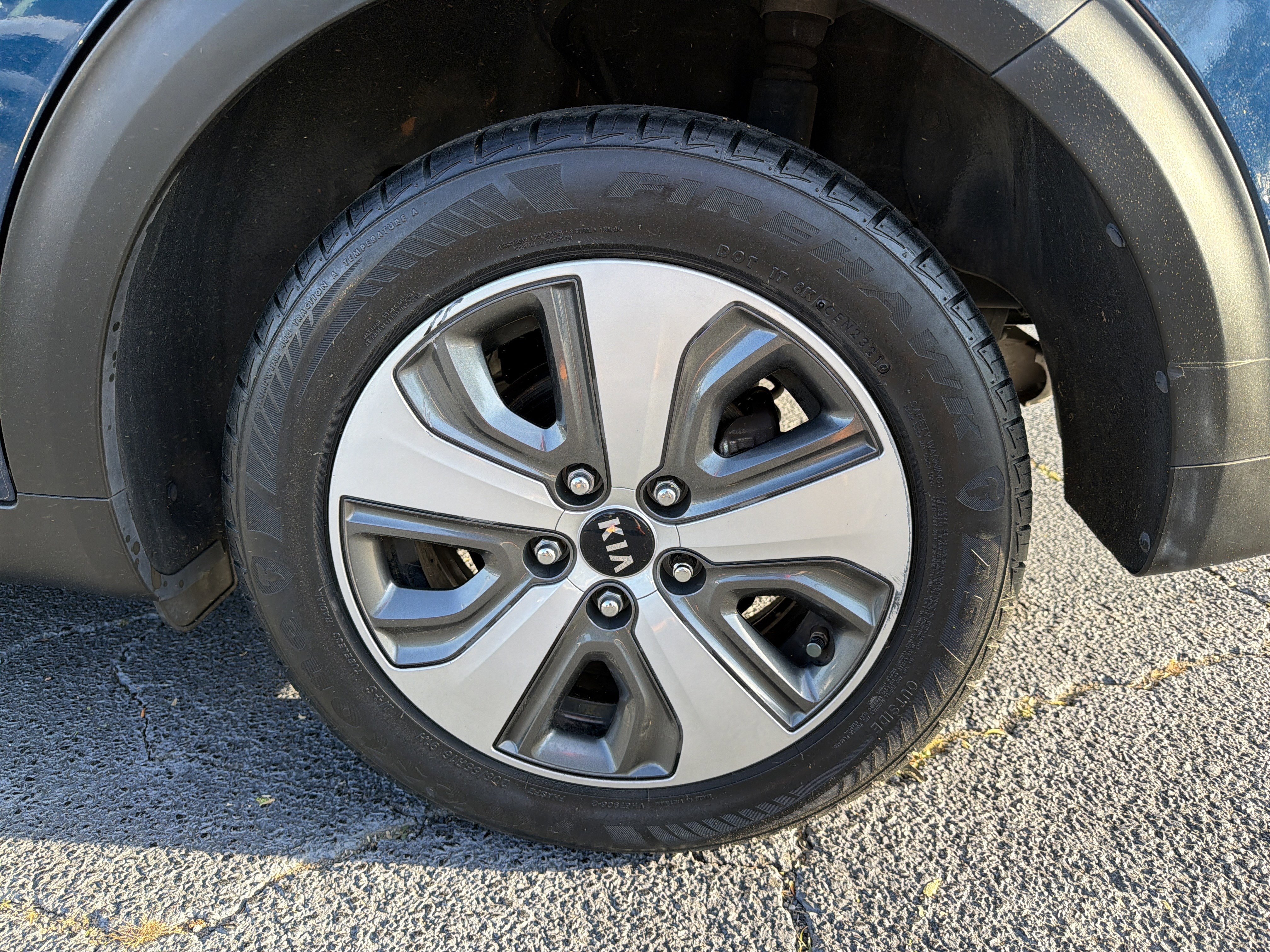 Used 2018 Kia Niro LX image 22