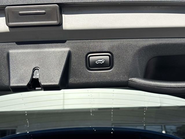 Used 2022 Hyundai Tucson Limited image 14