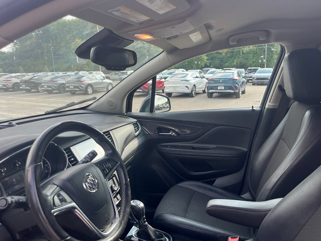 Used 2019 Buick Encore Sport Touring w/ Safety Package AWD/4WD image 20