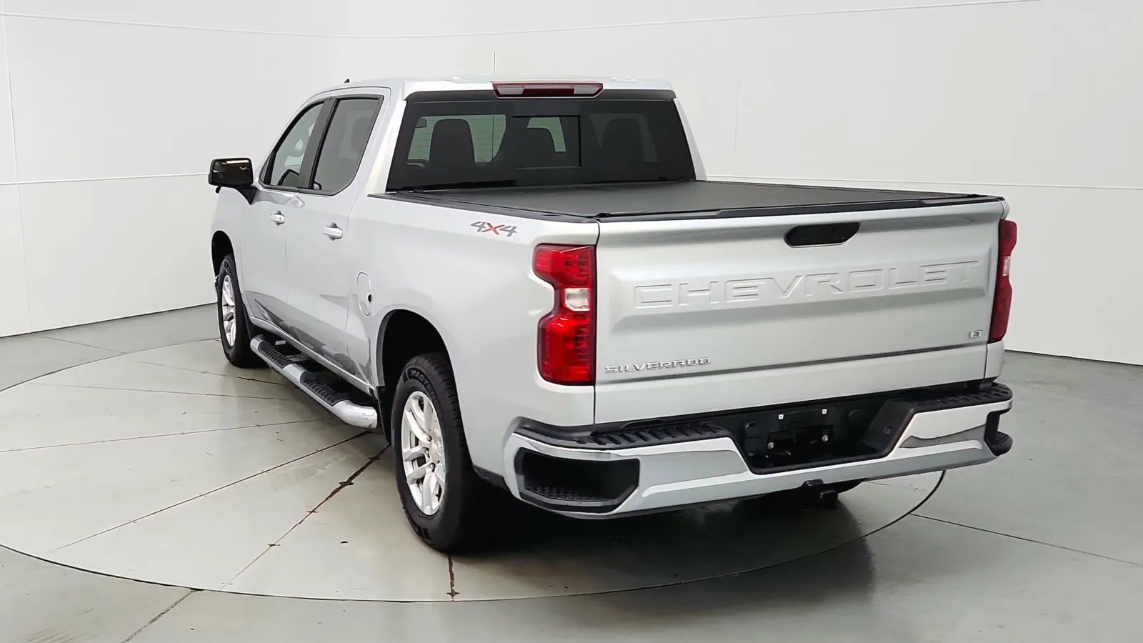 Used 2020 Chevrolet Silverado 1500 LT w/ All-Star Edition image 5