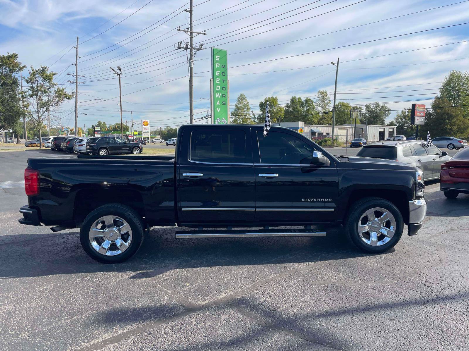 Used 2017 Chevrolet Silverado 1500 LTZ w/ Sport Package AWD/4WD image 9
