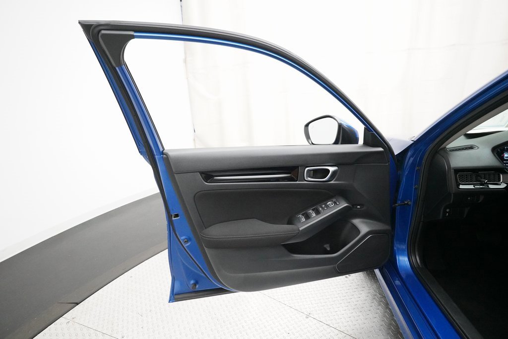 Certified 2023 Honda Civic EX image 27