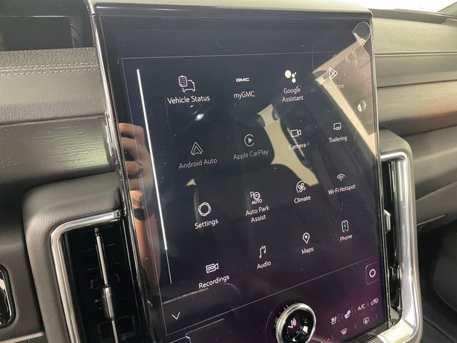 New 2026 GMC Yukon Denali w/ Denali Reserve Package AWD/4WD image 5